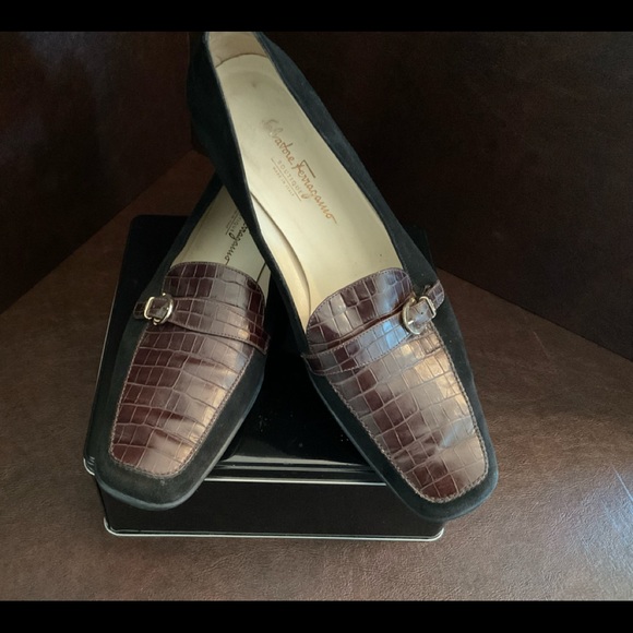 SALVATORE FERRAGAMO Suede shoes - Picture 3 of 4